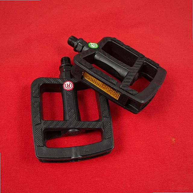 HF 702 Pedals Flat Double-Sided Amber Reflectors Great Condition 9/16