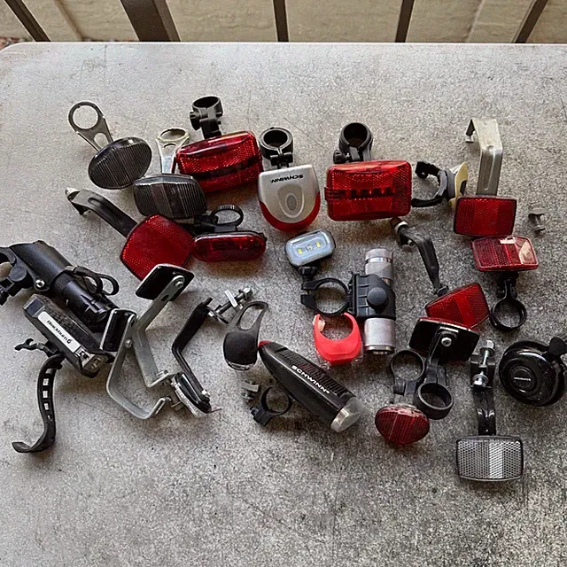 Lot of Reflectors, Head and Tail Lights for Bikes FOR PARTS