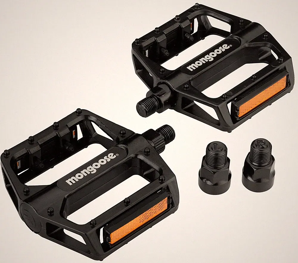 Mountain Bike Pedals Alloy Lightweight with Reflectors Fits 1/2 9/16