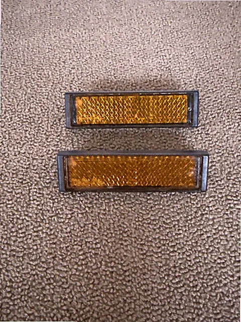 Vintage TPP19 Pedal Reflectors Amber 2 1/2” Long Road Bike (JL)